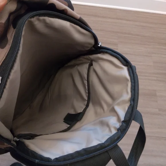 Jansport backpack - Picture 3 of 8